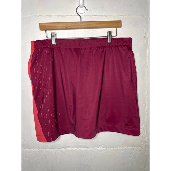 NIKE Golf Womens Athletic Skort Size Medium Burgundy - Picture 1 of 9